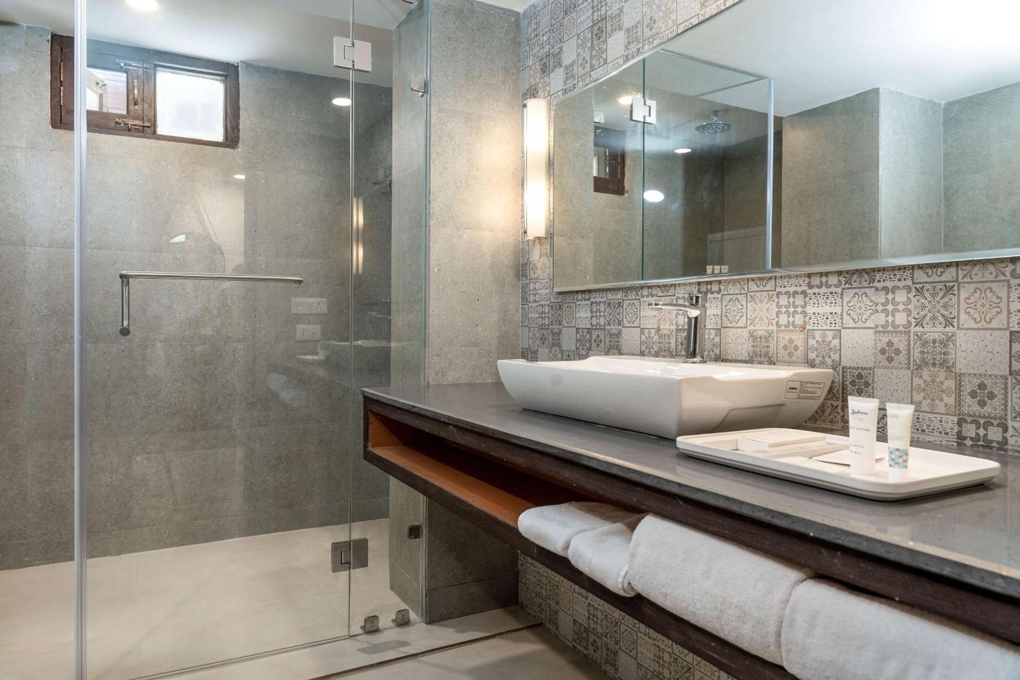 Country Inn Suites By Radisson Sonamarg Exterior photo