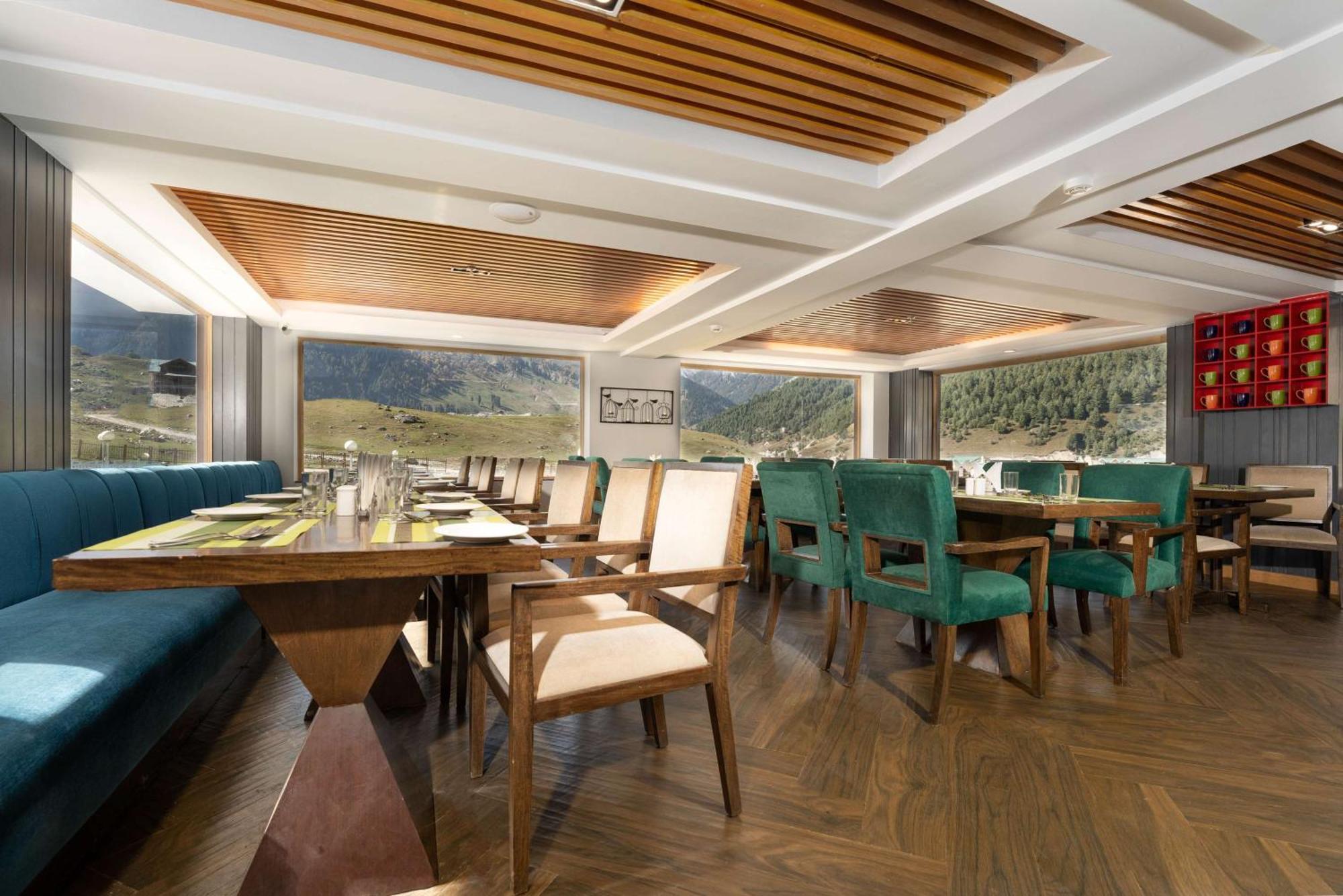 Country Inn Suites By Radisson Sonamarg Exterior photo